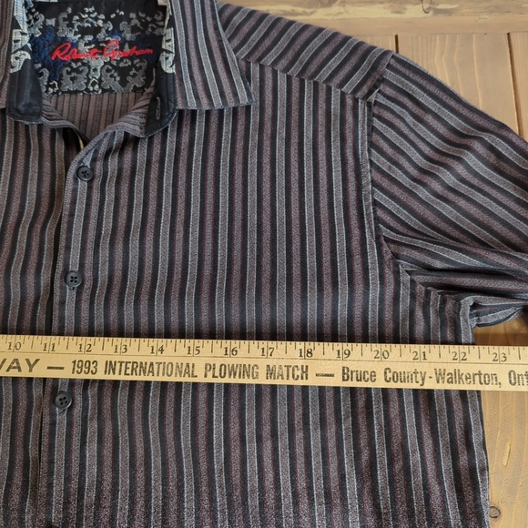 Robert Graham Grey Disappearing Long Sleeve Flip Cuff Button Down Shirt - Picture 6 of 14